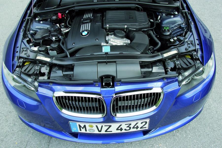  BMW 3-Series Coupe 2007 года  (фото 88 из 219)